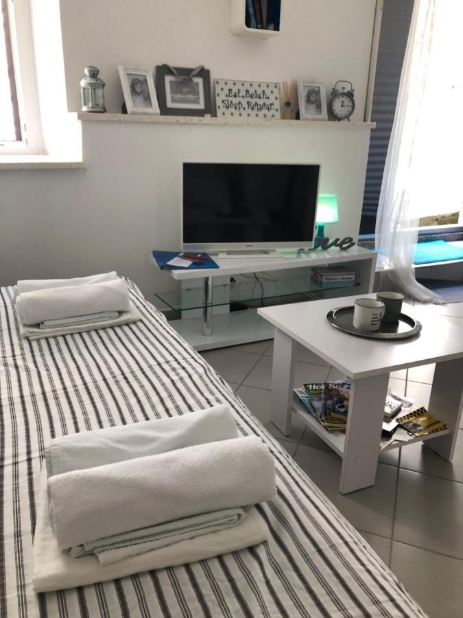 Apartment Estera Jelsa  Luaran gambar