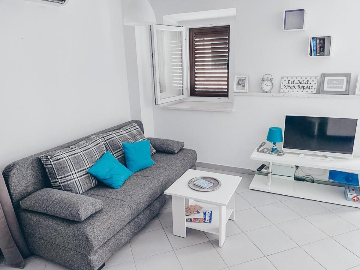 Apartment Estera Jelsa  Luaran gambar