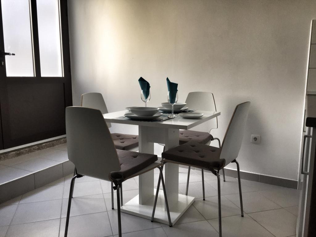 Apartment Estera Jelsa  Luaran gambar
