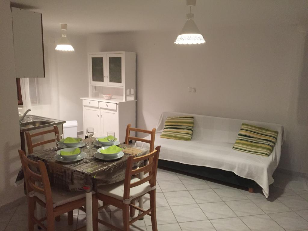 Apartment Estera Jelsa  Luaran gambar